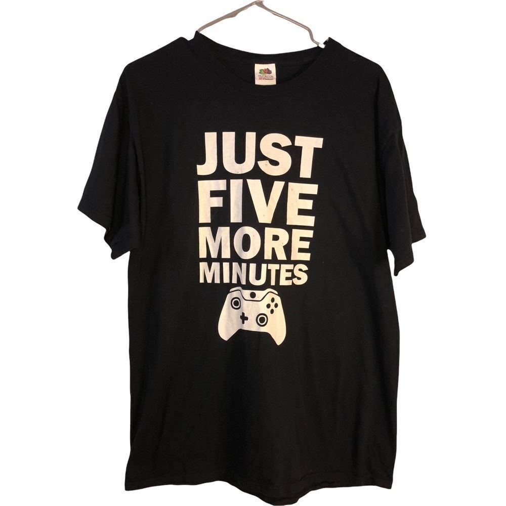Fruit Of The Loom Short Sleeve T Shirt With Phrase “Just 5 More Minutes”